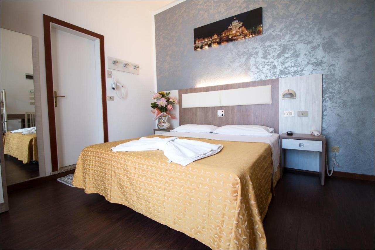 Hotel Belfiore Misano Adriatico Eksteriør bilde