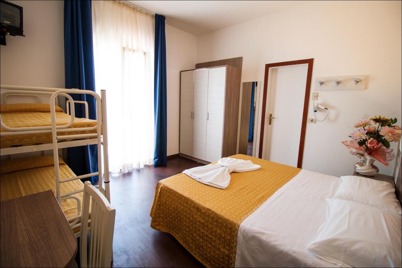 Hotel Belfiore Misano Adriatico Eksteriør bilde